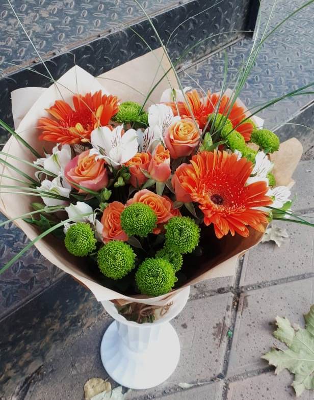 Букет цветов из: Герберы, Хризантемы, Альстромерии и Розы в Колобово