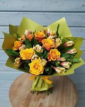 Букет цветов из:  Альстромерии и Розы в Колобово