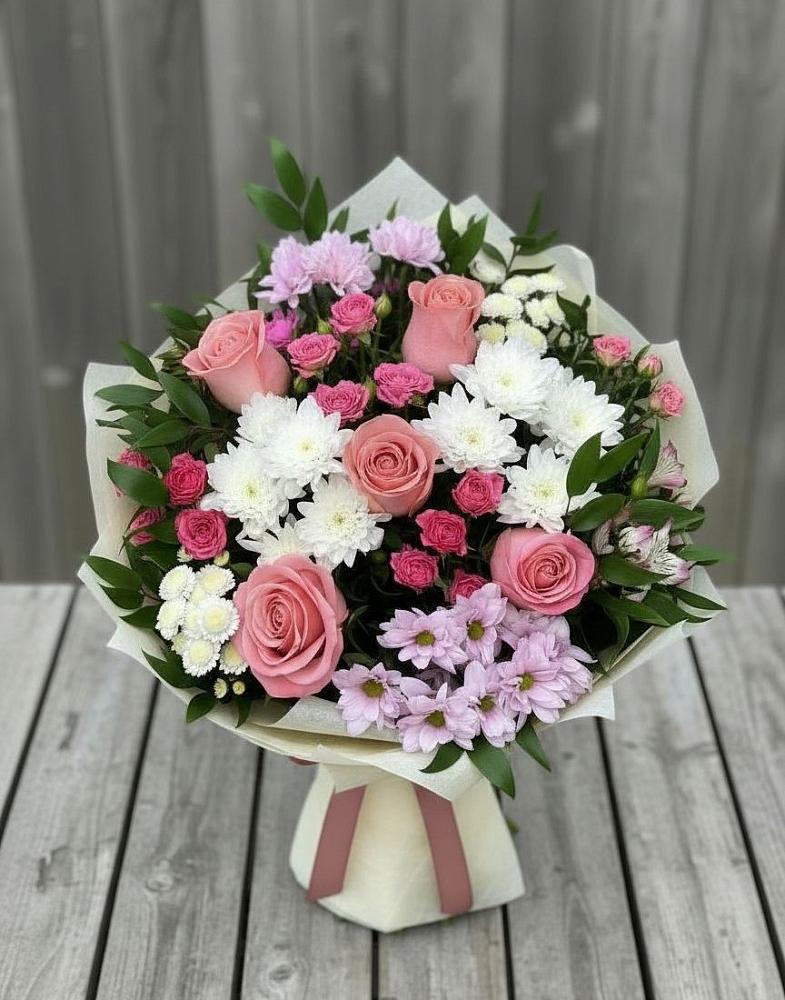 Букет цветов из: Альстромерии, Гвоздики, Розы и Хризантемы в Колобово