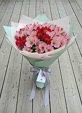 Букет цветов из:  Альстромерии #REPLACE_PRED# Колобово
