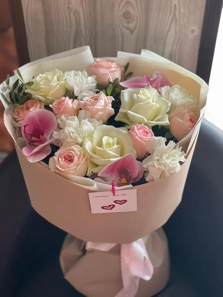 Букет цветов из: Орхидеи, Розы и Гвоздики в Колобово