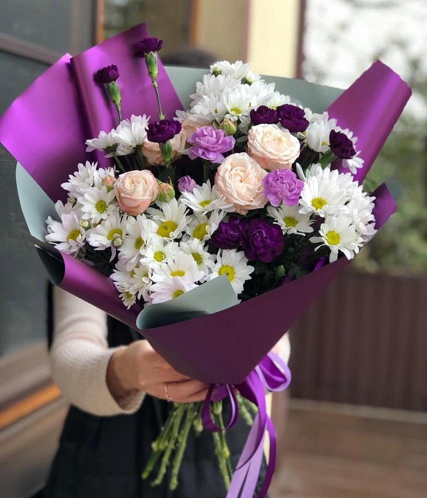 Букет цветов из: Хризантемы, Гвоздики и Розы в Колобово