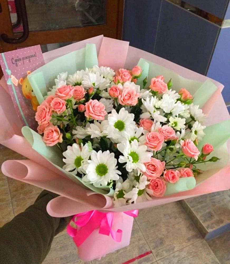 Букет цветов из: Розы и Хризантемы в Колобово