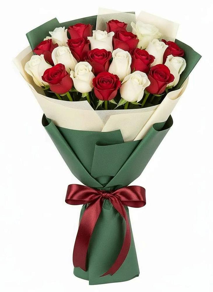 Букет Микс из красных и белых роз в Колобово