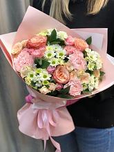 Букет нежные объятья в Колобово Букет цветов из: Гвоздики, Розы и Хризантемы в Колобово