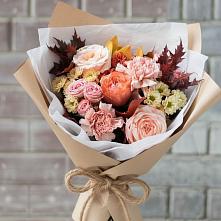 Букет цветов из:  Гвоздики, Хризантемы и Розы в Колобово