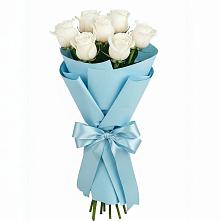 Букет 7 белых роз Проуд в Колобово