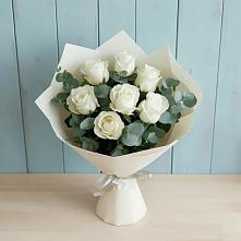 Букет Белые розы в Эвкалипте в Колобово
